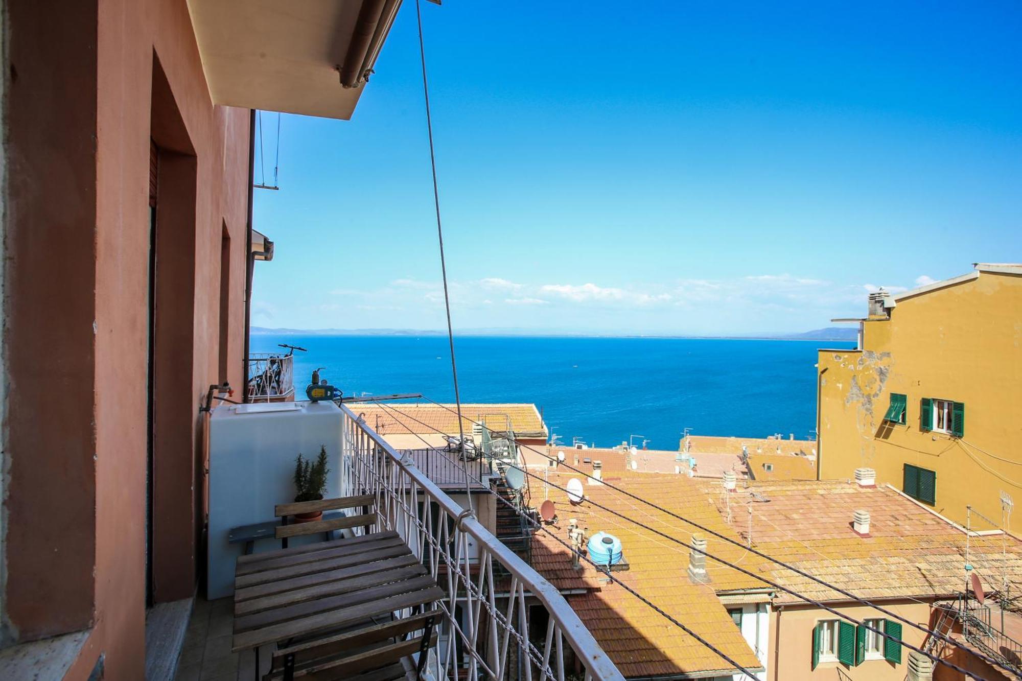 Your Seaside Flat Porto Santo Stefano  Eksteriør billede